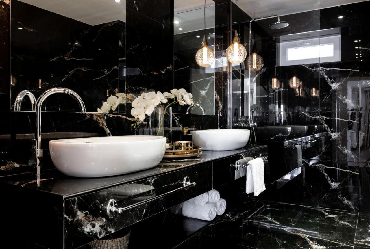 Maison Downtown Luxury Apartments! Закинтос Екстериор снимка
