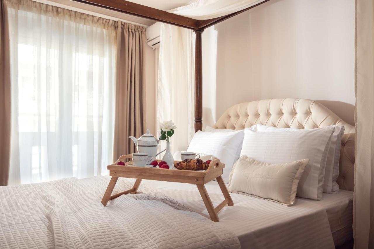 Maison Downtown Luxury Apartments! Закинтос Екстериор снимка