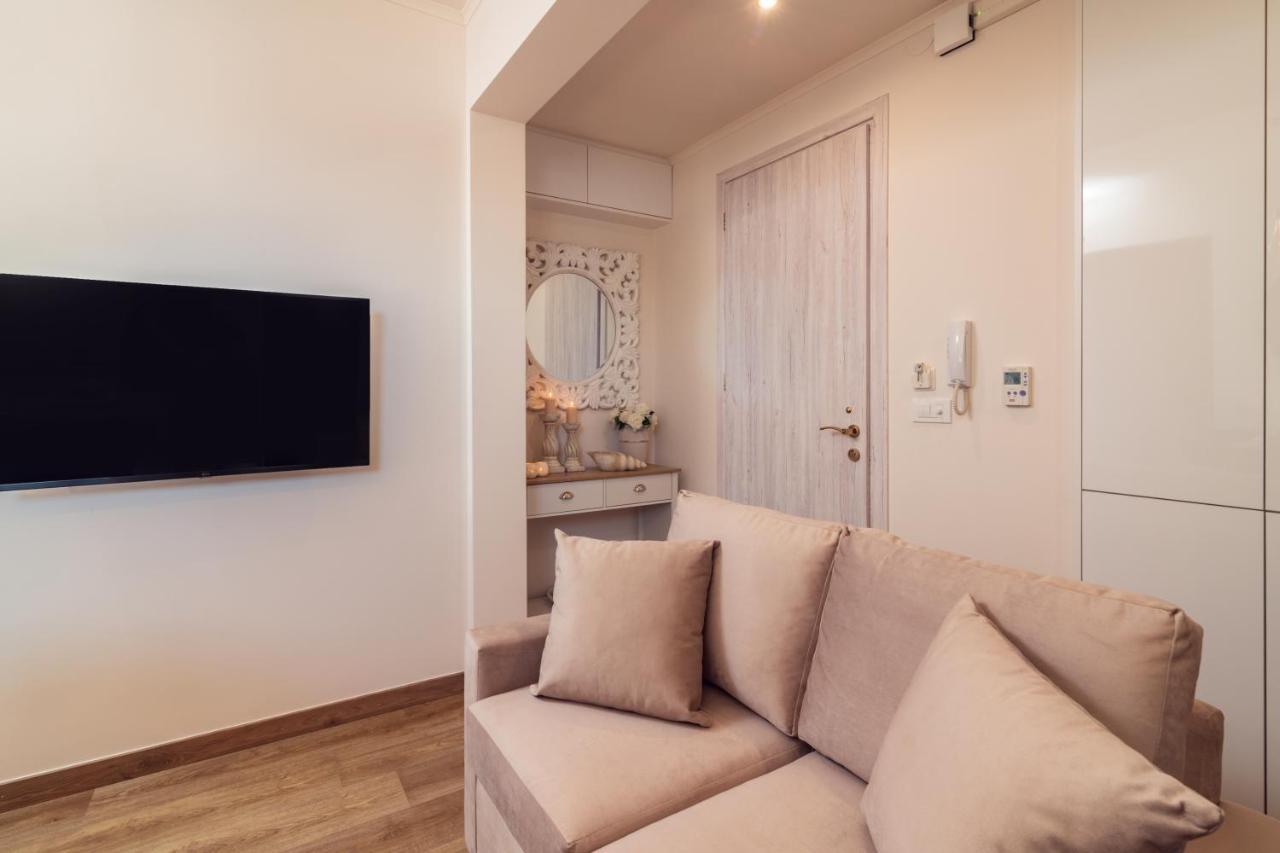 Maison Downtown Luxury Apartments! Закинтос Екстериор снимка